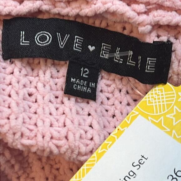 NWT Love Ellie Girl's Size 12 Pink Color Block Hoodie Soft Winter Fall Casual :) - Picture 3 of 5